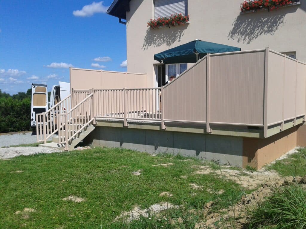 P ZENNER Gommersdorf 06 min 38 1024x768 Chantier de Garde corps avec vitrage et double lisse en aluminium.