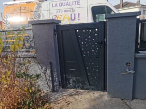 37060f0e 28bd 45d6 9447 21b9d0fd129f 300x225 RÉALISATIONS