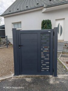 8af3d161 5800 4d48 8aee 216348b27132 225x300 RÉALISATIONS