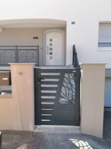 a339c3b7 4b44 4206 b845 83fcbe44d2c2 225x300 RÉALISATIONS