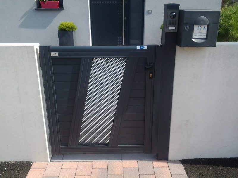 20150410 154707 1 rgec1mh23pstwe9j8fyqvzk2eo8tpevogfohzr2bu8 Portails & Portillons