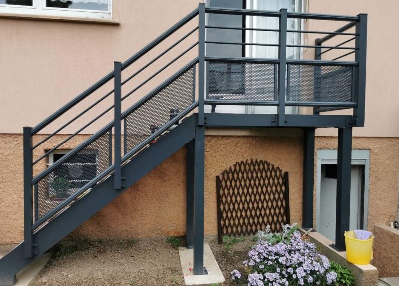 FB IMG 1654608410366 rgebyvs063yb9s768b85xjglq522lv4rhy7ifxyy5o Escaliers extérieurs aluminium