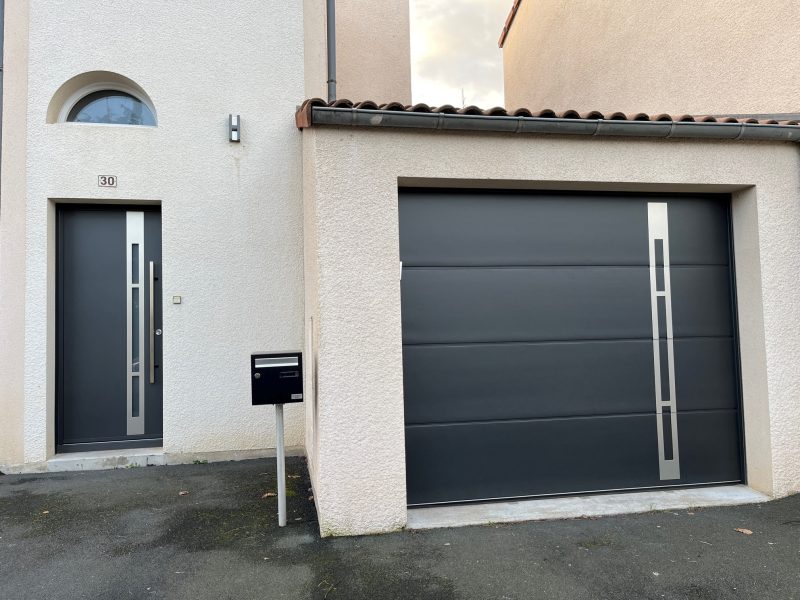 MICHENEAU rgebzk7t3svrnn7o9lsgqdal65pm5zts9b64x4ypv4 Portes de garage