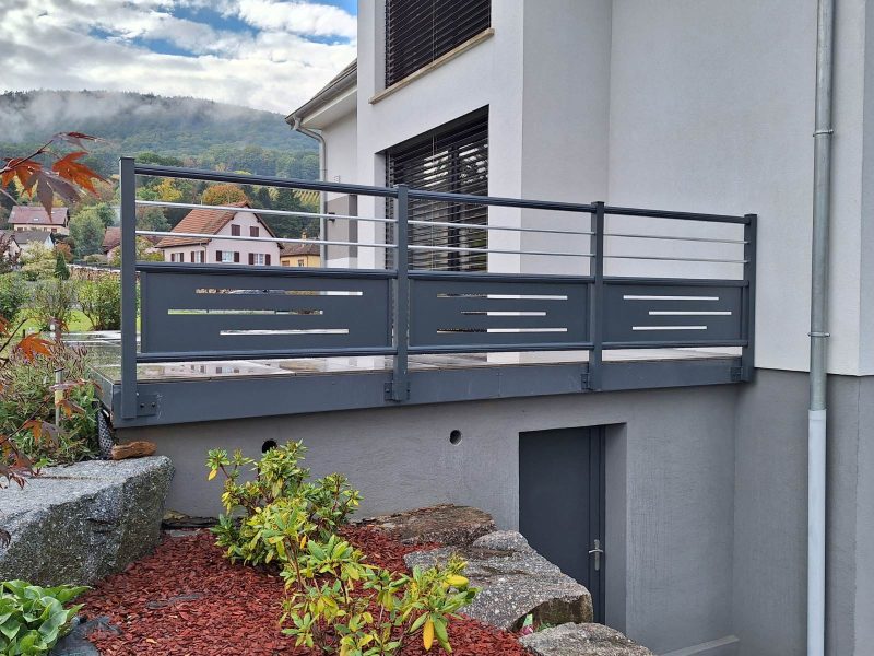 image0000001 7 rgec1jnjj7lk60bwogo3zv9mbfxiezpdv4r1e60sq8 Garde corps extérieurs